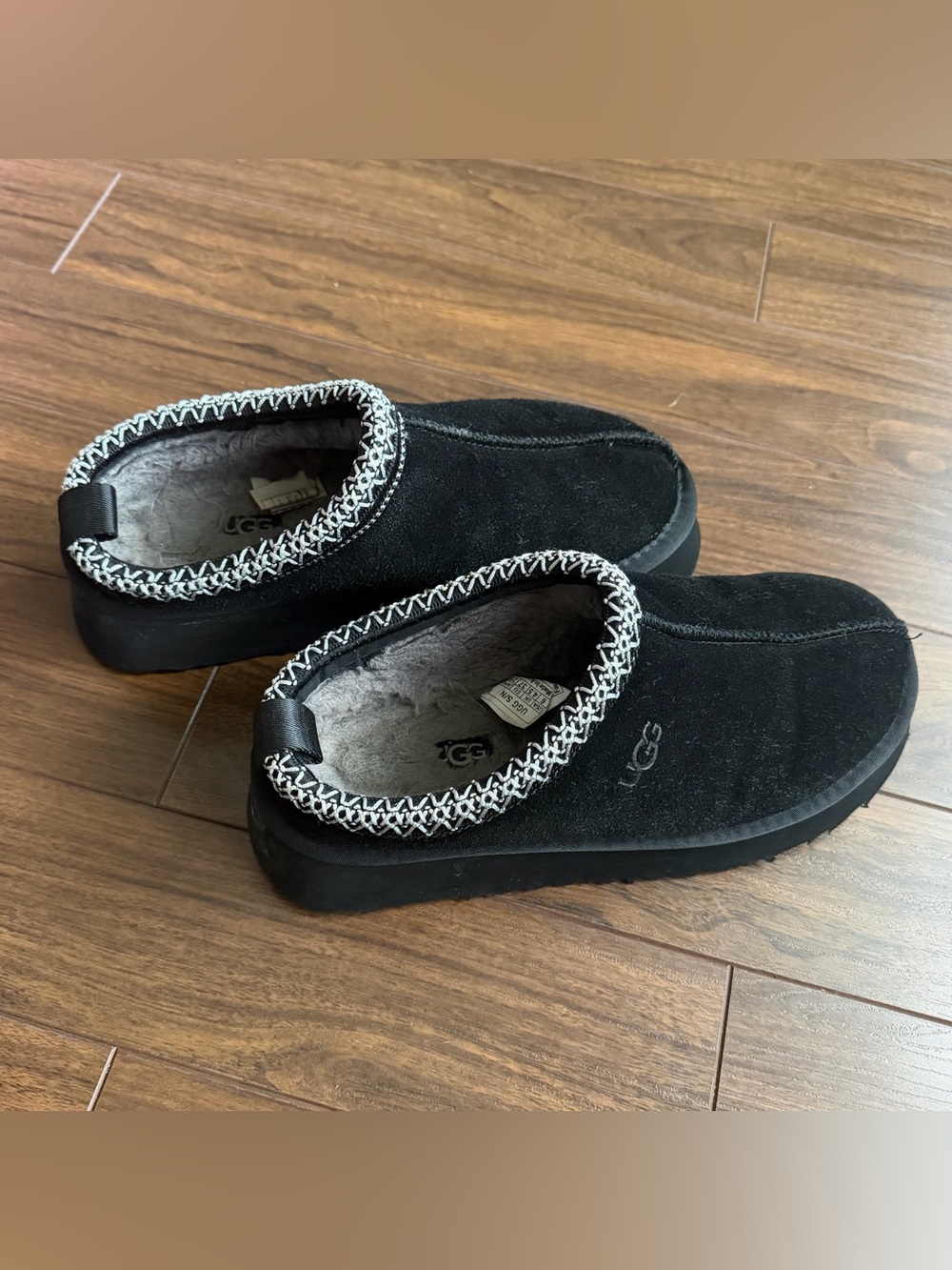 UGG Tasman Black Suede Slip-On Platform Shoes size 6